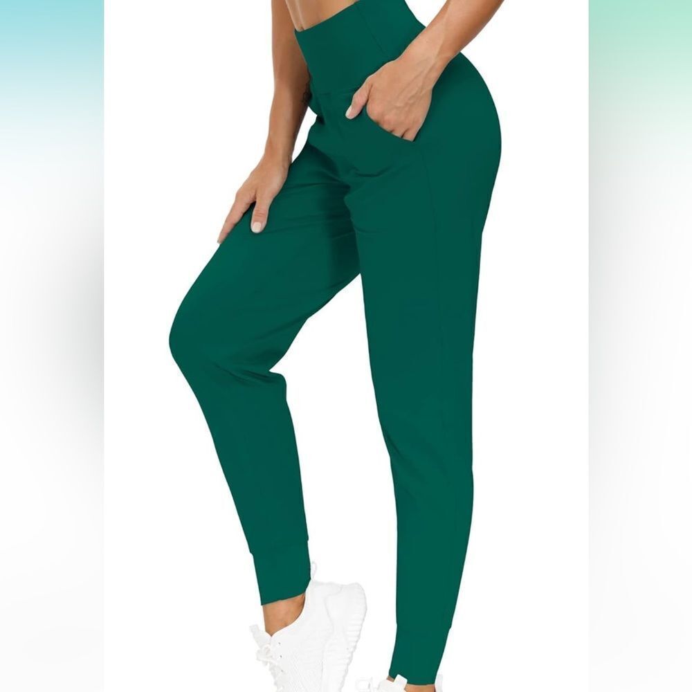 🌿 Green Athletic Joggers - Size Medium